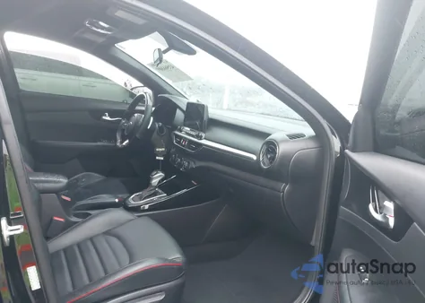 2021 Kia Forte Gt z USA, uszkodzony, nr VIN 3KPF44AC1ME345081